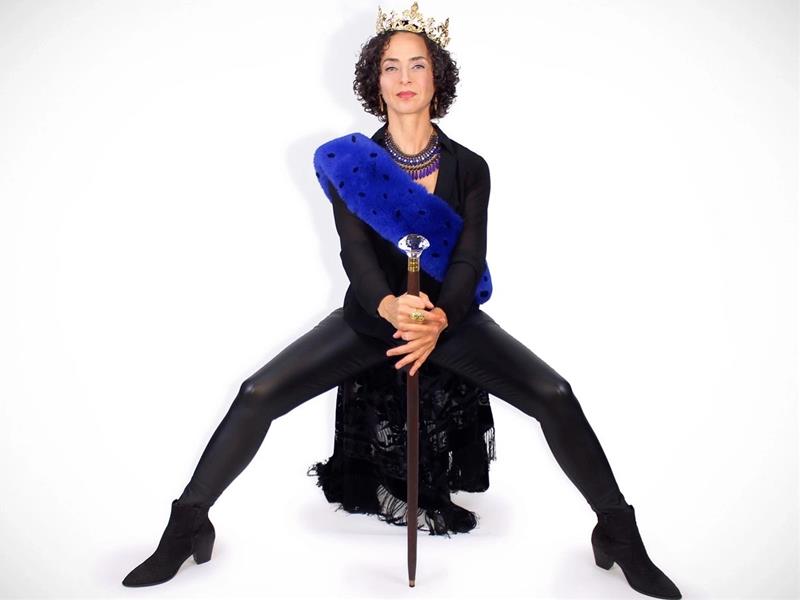 Elisabeth Lohninger & Walter Fischbacher play songs of The Queen - preview image